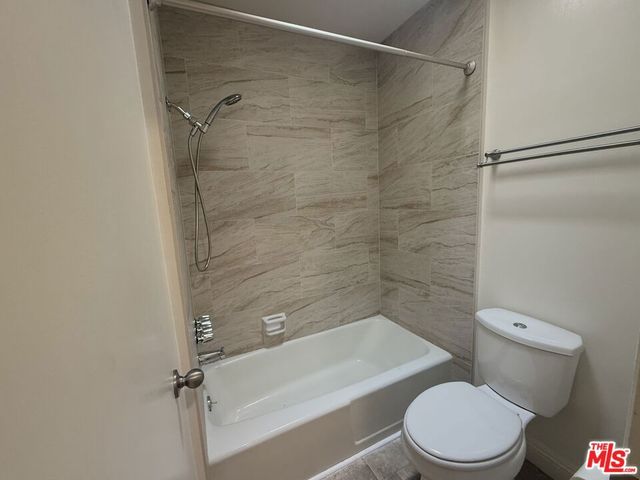 5651 Sumner Way 310, Culver City, CA 90230