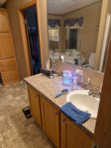 18 Tripp Lane, Alstead, NH 03602
