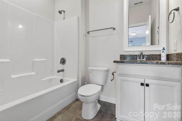 8224 Cornhill Avenue, Charlotte, NC 28277
