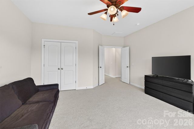 8224 Cornhill Avenue, Charlotte, NC 28277