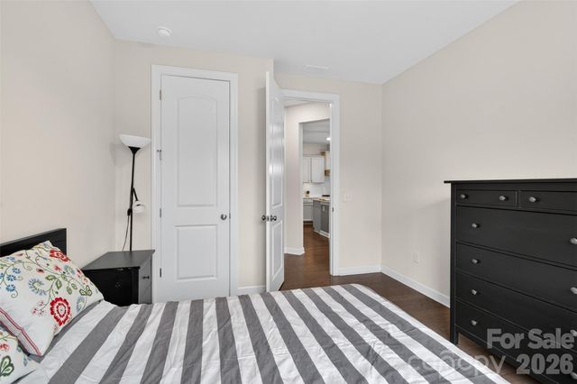 8224 Cornhill Avenue, Charlotte, NC 28277
