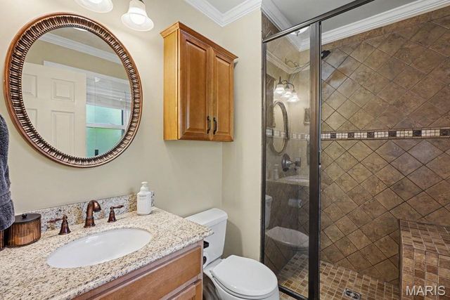6 Cherrywood Court, St Peters, MO 63376