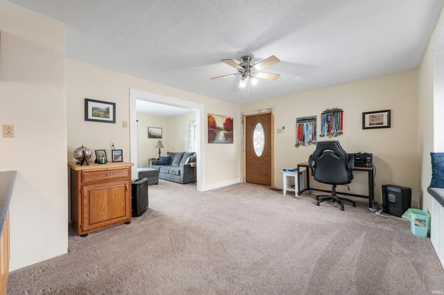 617 W 15th Street, Muncie, IN 47302