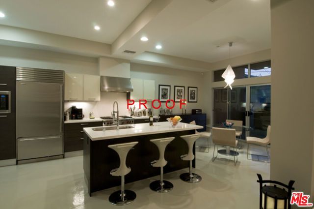 2216 Main Street 204, Santa Monica, CA 90405