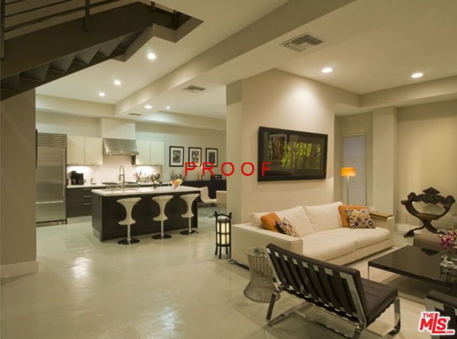 2216 Main Street 204, Santa Monica, CA 90405