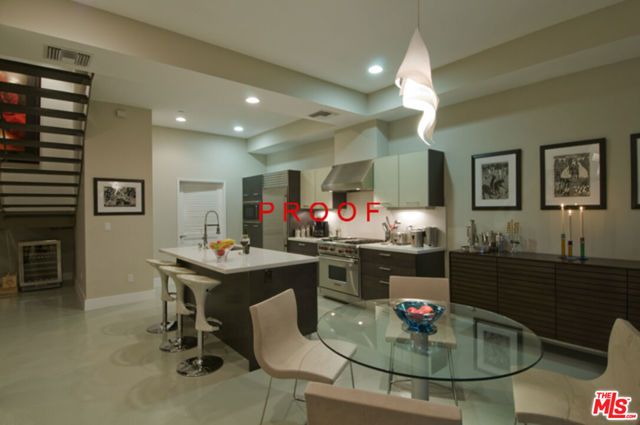 2216 Main Street 204, Santa Monica, CA 90405