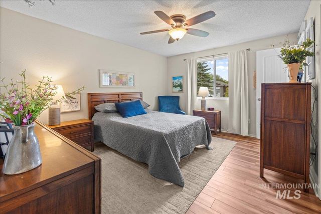 5757 S Cole Rd, Boise, ID 83709