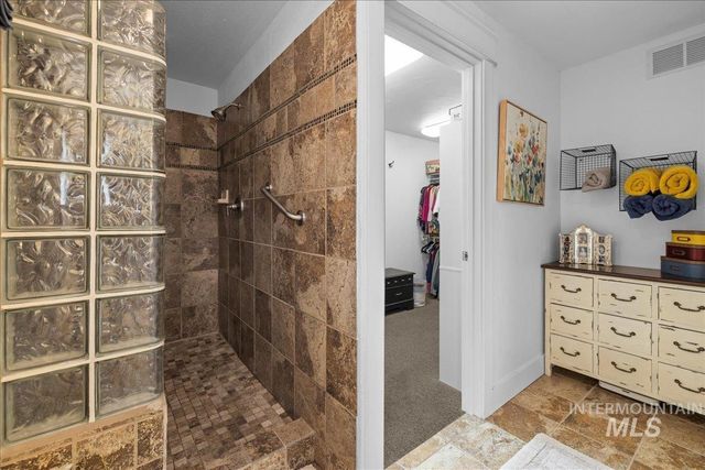 5757 S Cole Rd, Boise, ID 83709