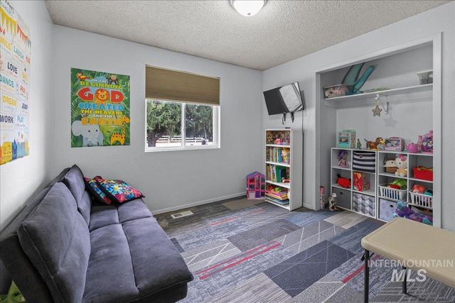 5757 S Cole Rd, Boise, ID 83709