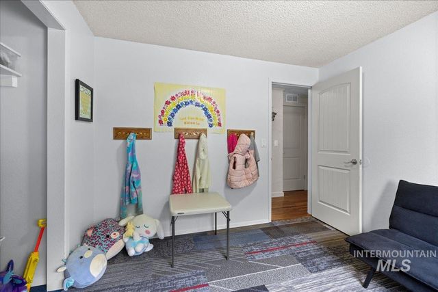 5757 S Cole Rd, Boise, ID 83709