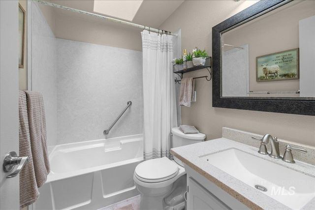 5757 S Cole Rd, Boise, ID 83709