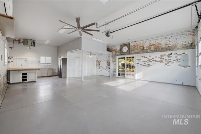 5757 S Cole Rd, Boise, ID 83709