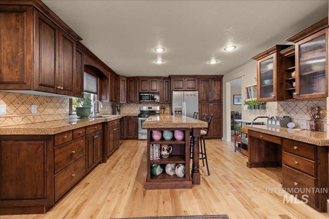 5757 S Cole Rd, Boise, ID 83709