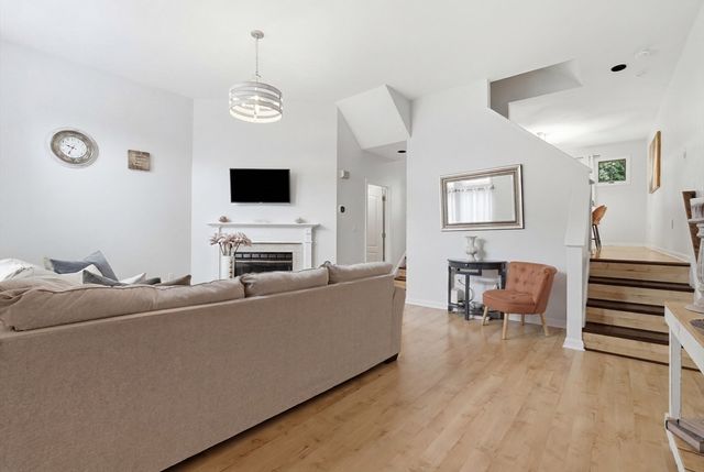 501 Auburn St 406, Whitman, MA 02382