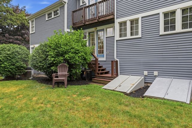 501 Auburn St 406, Whitman, MA 02382
