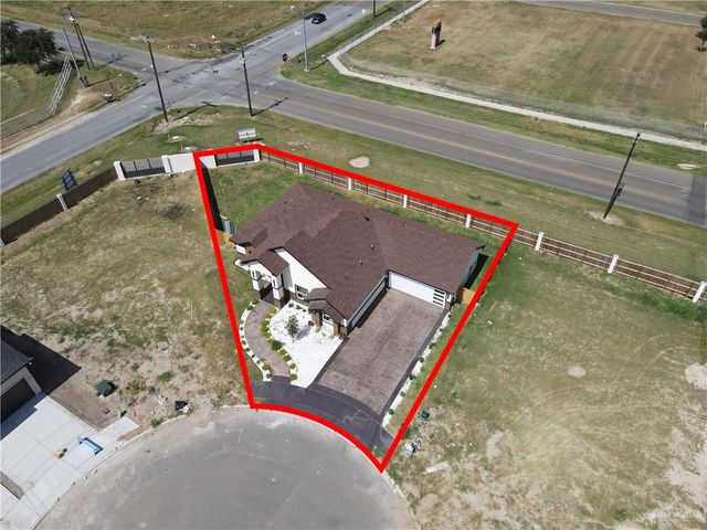 2209 N Gaytan Avenue, Edinburg, TX 78542