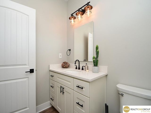 8215 N 166th Street, Bennington, NE 68007