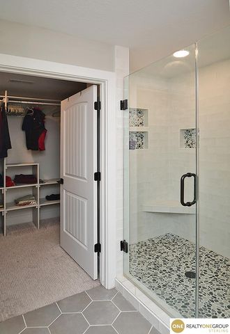 8215 N 166th Street, Bennington, NE 68007