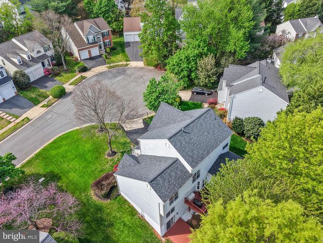 46792 TRAILWOOD PL, Sterling, VA 20165
