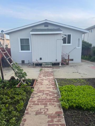 542 Commercial Avenue, South San Francisco, CA 94080