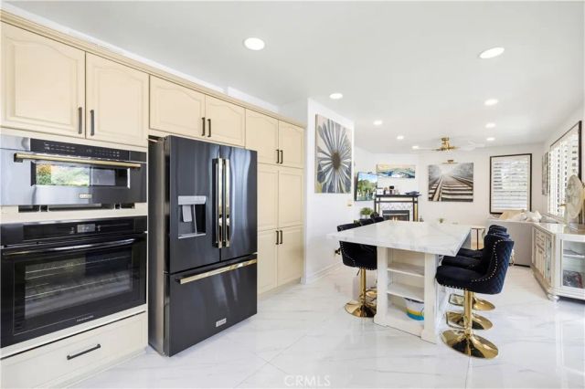 23233 Sageview Court, Valencia, CA 91354