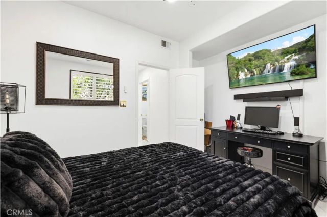 23233 Sageview Court, Valencia, CA 91354