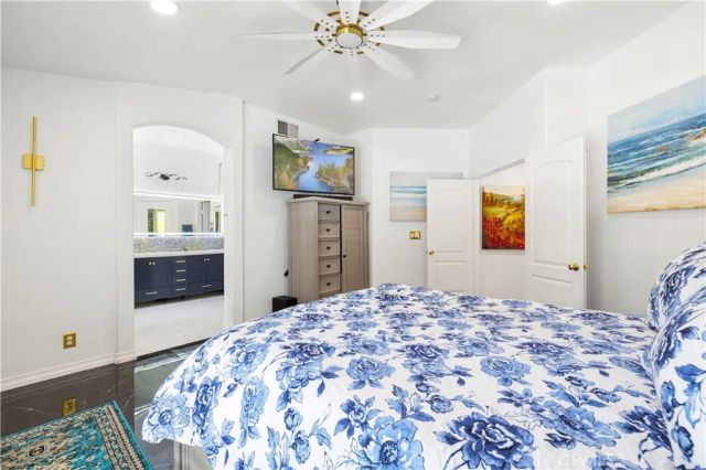 23233 Sageview Court, Valencia, CA 91354