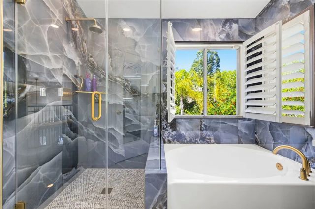 23233 Sageview Court, Valencia, CA 91354