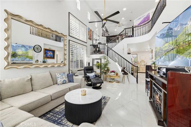 23233 Sageview Court, Valencia, CA 91354