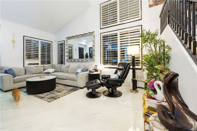 23233 Sageview Court, Valencia, CA 91354