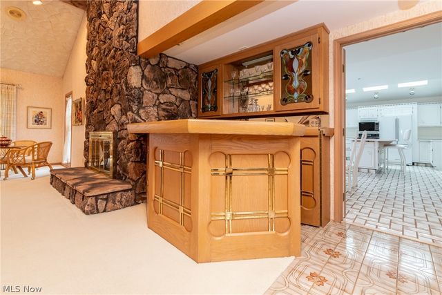 25235 Penshurst Drive, Beachwood, OH 44122