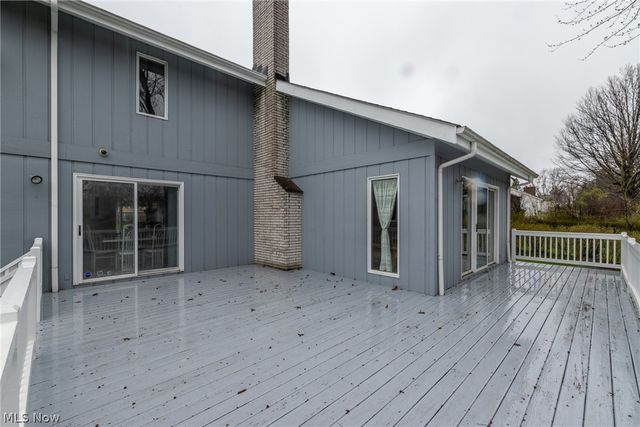 25235 Penshurst Drive, Beachwood, OH 44122