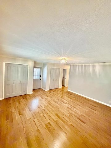 1305 Sussex Court, Dothan, AL 36303
