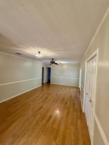 1305 Sussex Court, Dothan, AL 36303