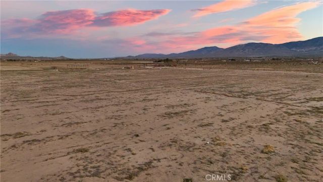 793 Locust, Lucerne Valley, CA 92356