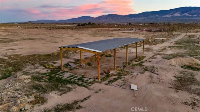 793 Locust, Lucerne Valley, CA 92356
