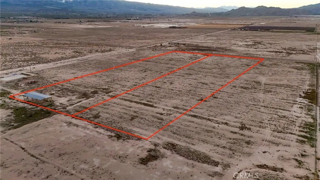 793 Locust, Lucerne Valley, CA 92356