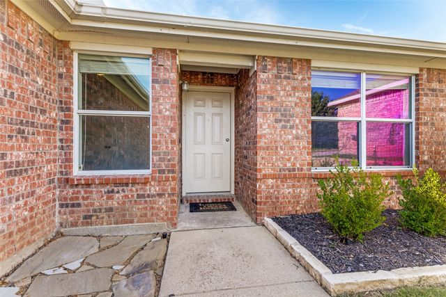 3804 Jade Street, Fort Worth, TX 76244