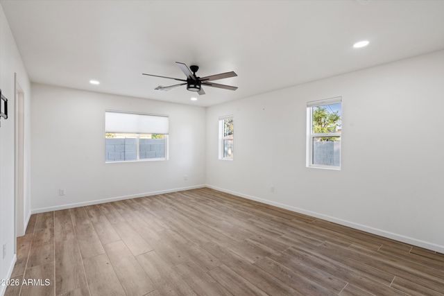333 E Clarendon Avenue, Phoenix, AZ 85012