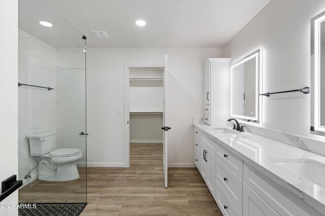 333 E Clarendon Avenue, Phoenix, AZ 85012
