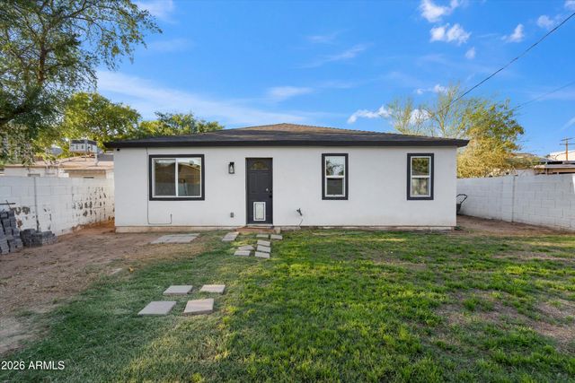 333 E Clarendon Avenue, Phoenix, AZ 85012
