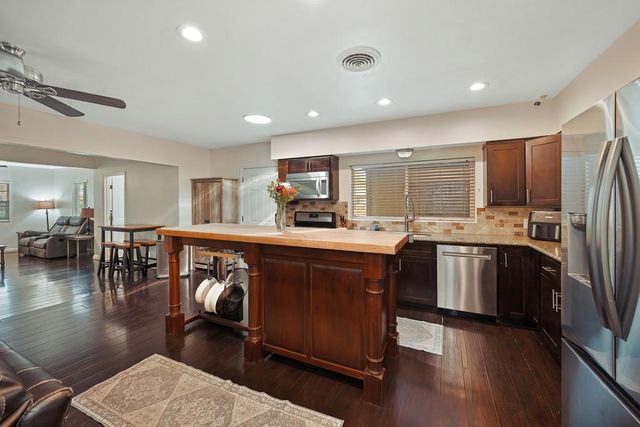 2836 Randolph Ave, Carmichael, CA 95608