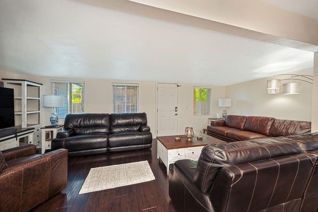 2836 Randolph Ave, Carmichael, CA 95608