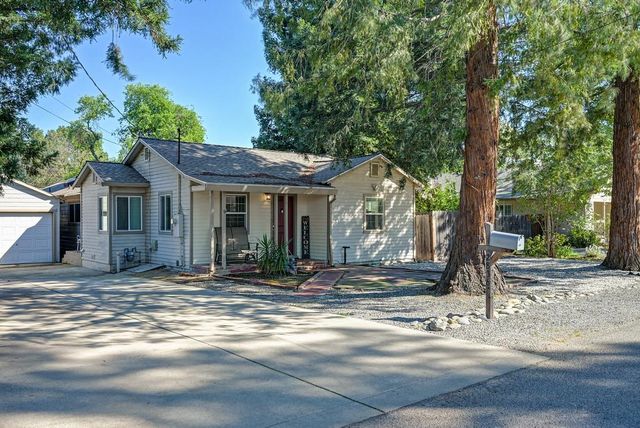 2836 Randolph Ave, Carmichael, CA 95608