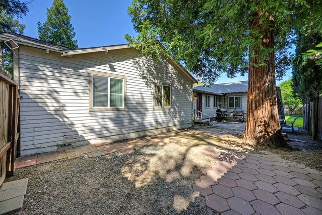 2836 Randolph Ave, Carmichael, CA 95608