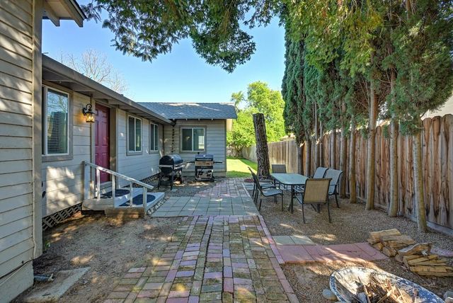 2836 Randolph Ave, Carmichael, CA 95608