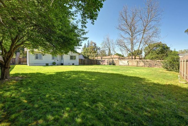 2836 Randolph Ave, Carmichael, CA 95608