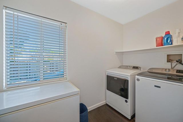 2836 Randolph Ave, Carmichael, CA 95608