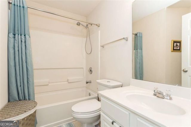 3154 Welmingham Drive SW, Atlanta, GA 30331