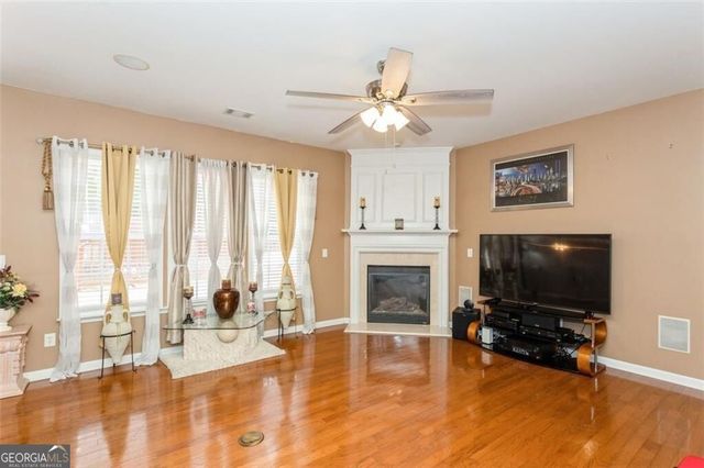 3154 Welmingham Drive SW, Atlanta, GA 30331